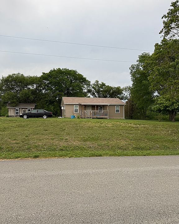 1st image of 363 McCandless Coomer Rd