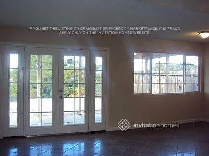 165 Bluebird Ct — Photo 2