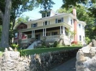 1071 Franklin St, Melrose, MA 02176