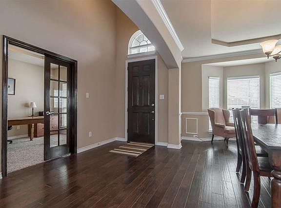 4th image of 1320 Tidwell Ln