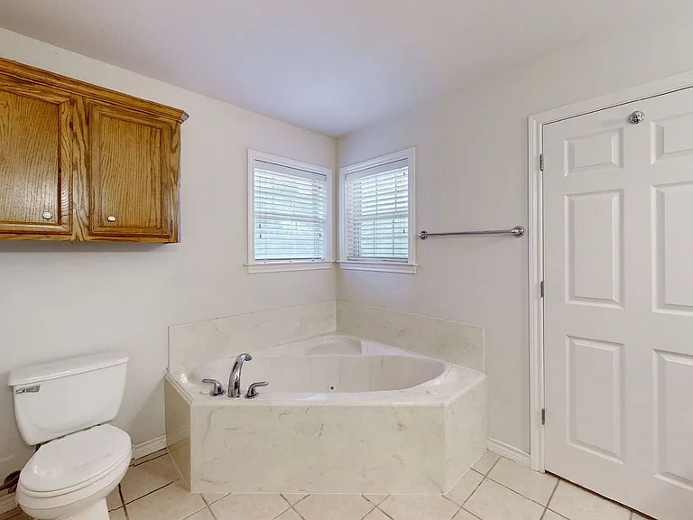 6054 Clay Pit Rd — Photo 8