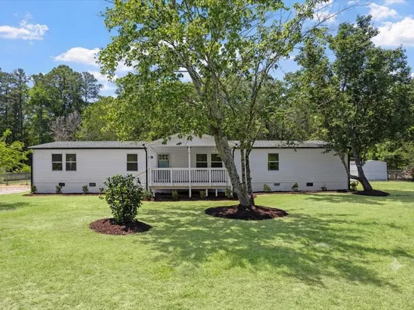 3356 Dandelion Ln, Fayetteville, NC 28306
