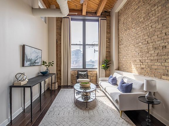 5th image of 1872 N Clybourn Ave #303-27