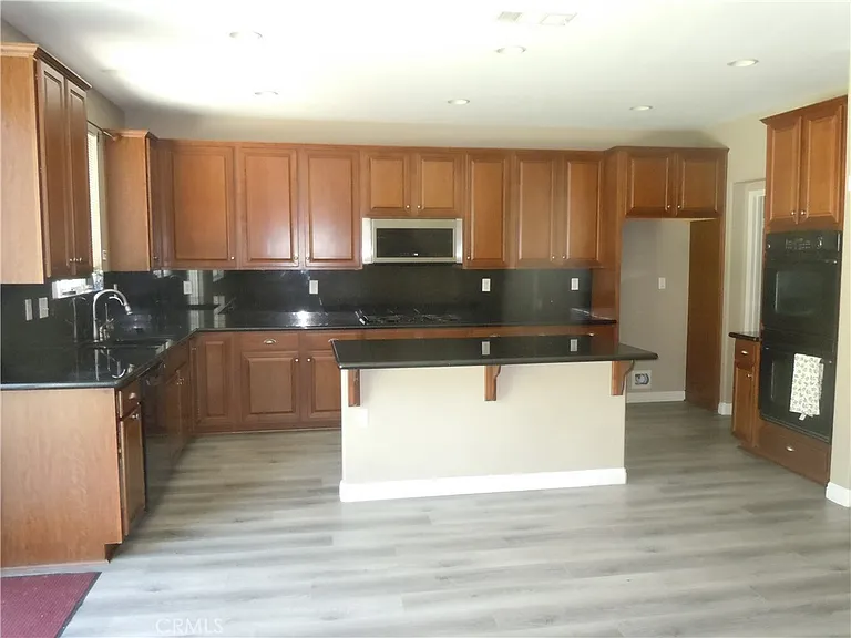 35570 Desert Rose Way — Photo 7