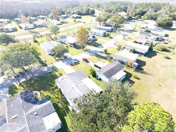 3rd image of 215 Ellsworth Dr