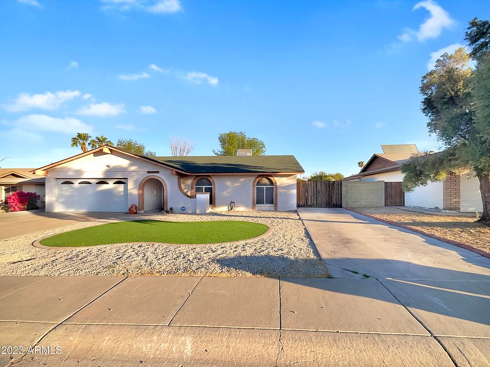 1st image of 3904 W WILLOW Avenue