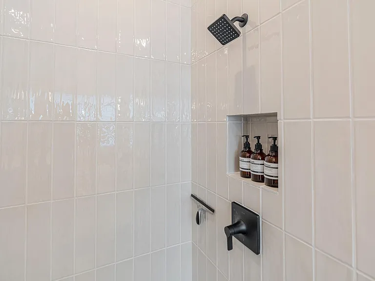7142 Carriage Light Dr — Photo 30