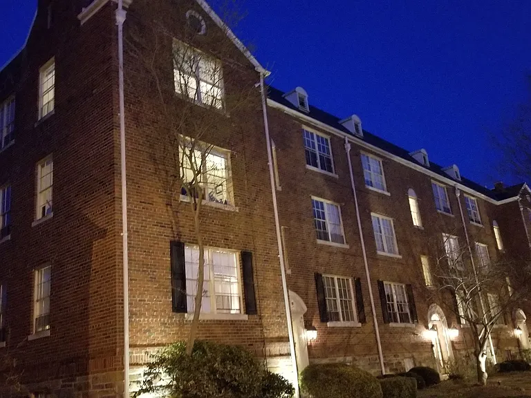 Mount Vernon Ave Apartments — Photo 2