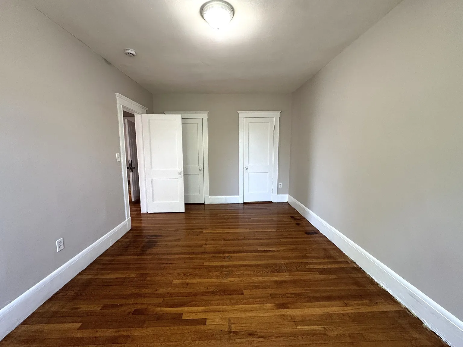 1 bed, 1.0 bath, 699 sqft, $1,900 — Photo 4