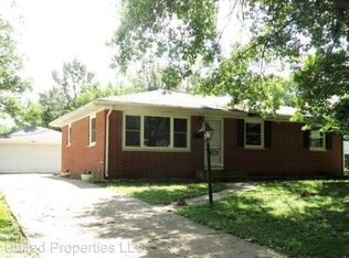 3806 Terrace Hill Dr NE, Cedar Rapids, IA 52402