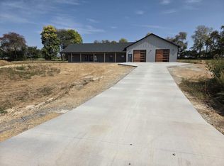 N2150 Asmus Rd, Monroe, WI 53566