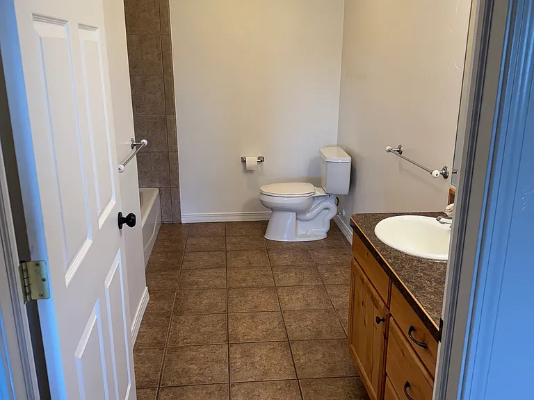 2308 Trail End #2 — Photo 4