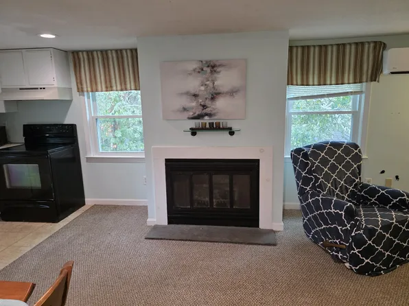 92 Maushop Ave #B, Barnstable, MA 02630