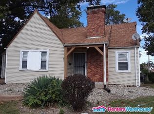 801 Airport Rd, Saint Louis, MO 63135