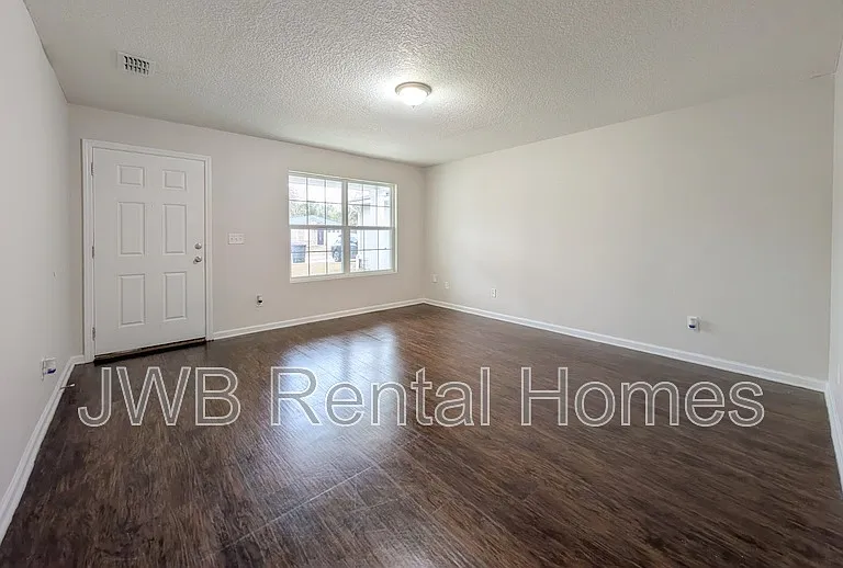 7706 Dandy Ave — Photo 4