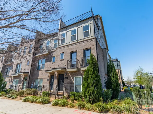 3838 Sky Haven Dr, Charlotte, NC 28209