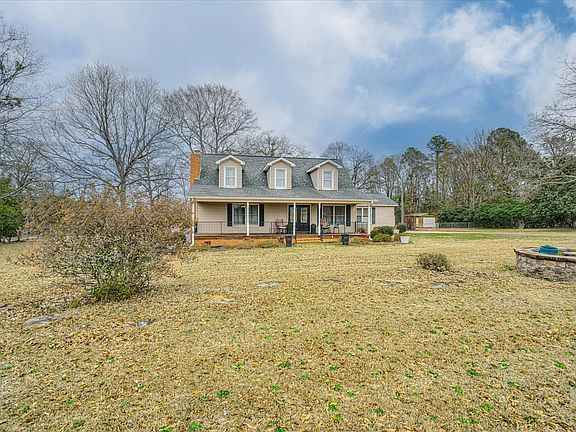 3rd image of 368 Pine Log Rd