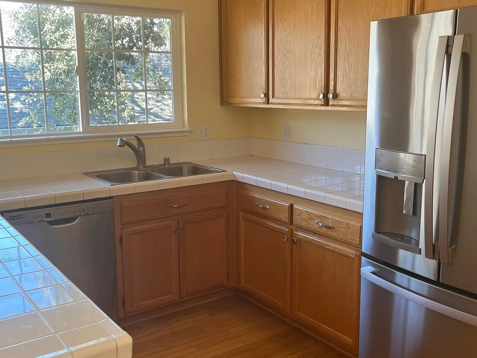 817 Hayden Ave — Photo 4
