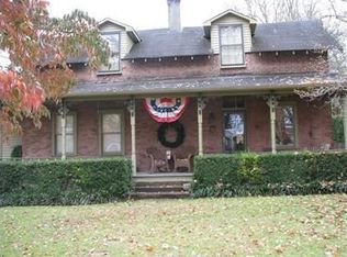413 E Madison St, Pulaski, TN 38478