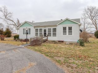 12288 E 700th Rd, Mount Carmel, IL 62863