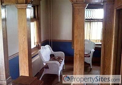 5th image of 125 Northampton St