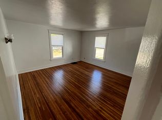 315 1/2 W American St Floor 2, Freeport, IL 61032