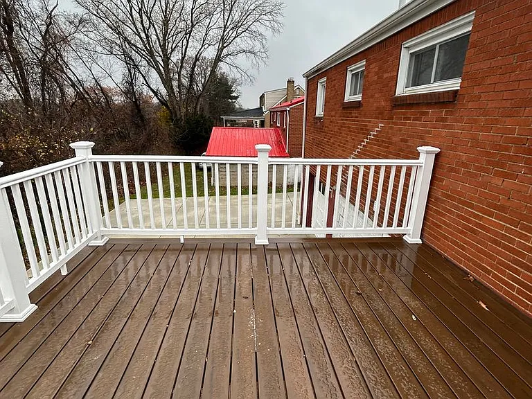 506 Crescent Boulevard Ext — Photo 24
