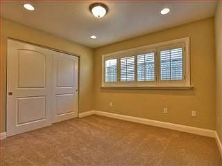 3rd image of 923 Lanewood Dr