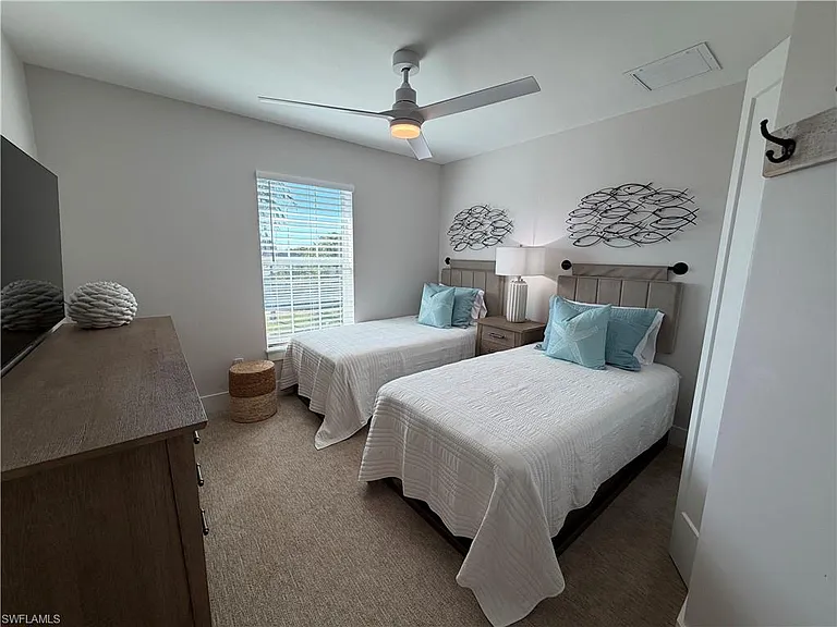 1727 Danford St — Photo 10