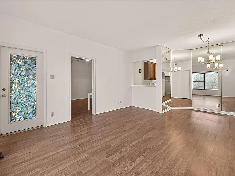2211 S Braeswood Blvd #23C — Photo 3
