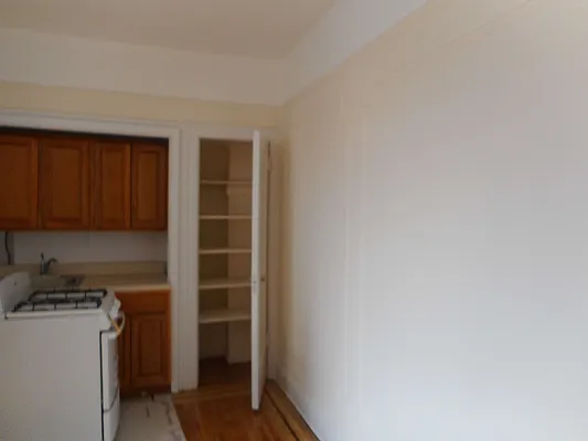 Rented by Katherine Pappas, LREB | media 5