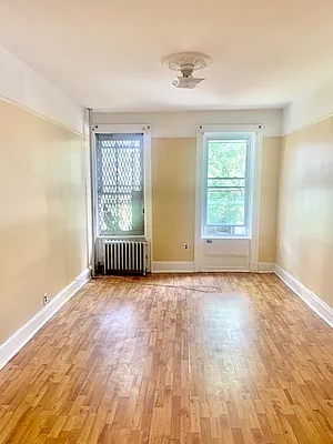 Rented by Nest Seekers International | media 8