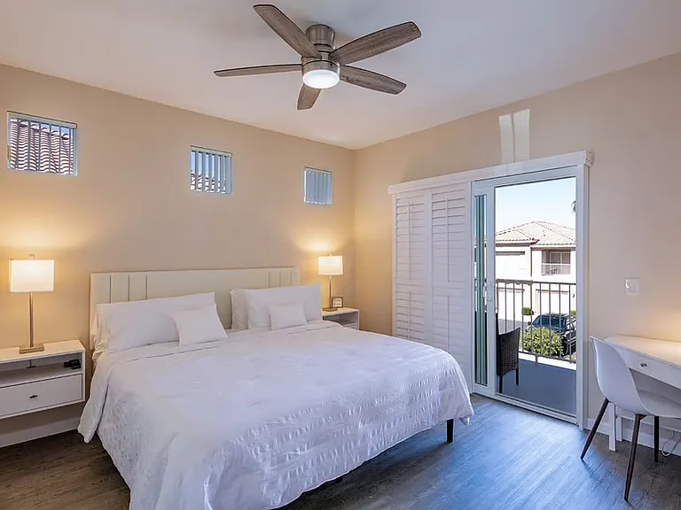 251 S Green Valley Pkwy #2721 — Photo 9
