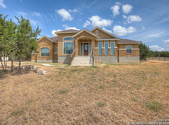 3rd image of 2605 Black Bear Dr