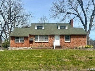 11 Eldorado Drive, East Northport, NY, 11731