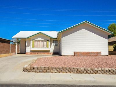 8016 Genzer Dr, Las Vegas, NV, 89145