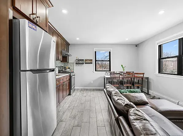 24-41 85th Street image 11 of 19