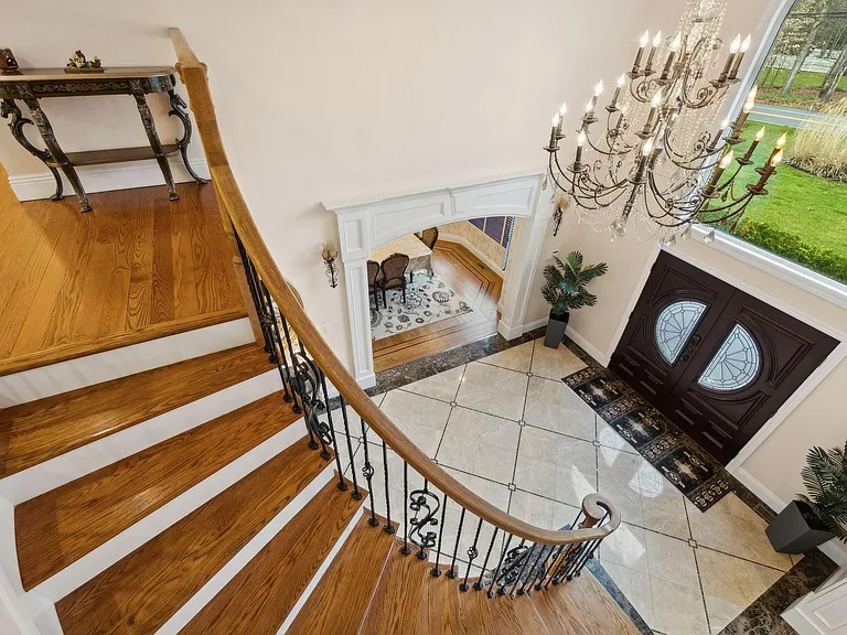 324 Lake St — Photo 31