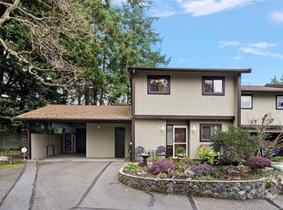 897 Admirals Rd #13, Esquimalt, BC V9A2P1