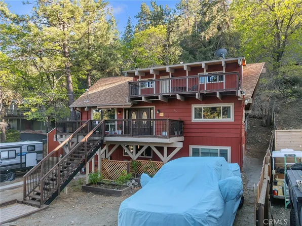 1147 Twin Lakes Dr, Wrightwood, CA 92397