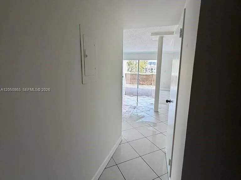 17800 Atlantic Blvd #Penthouse 15 — Photo 8
