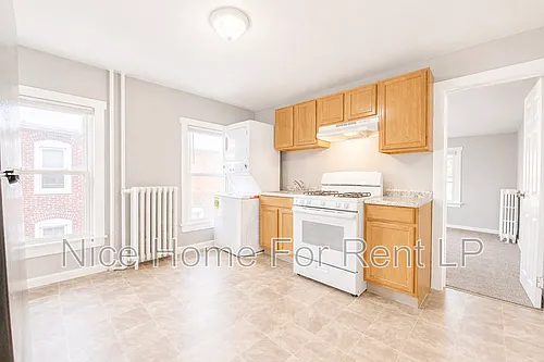 53 E Hancock St #2 Photo 1