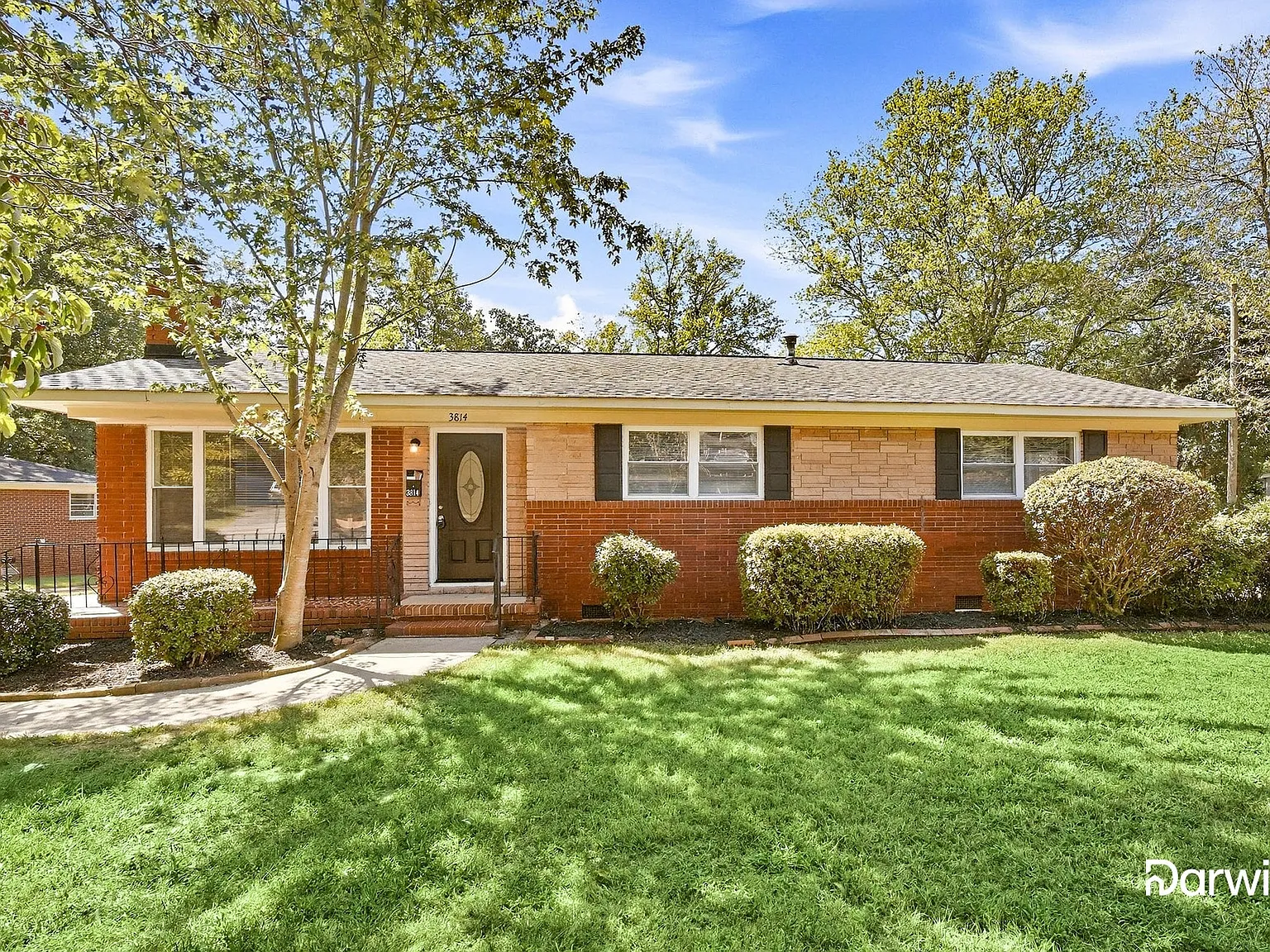 3 bed, 1.5 bath, 1500 sqft, $2,180 — Photo 1