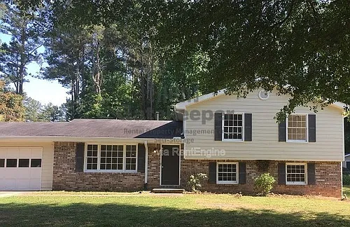 695 Georgia Ave Photo 1