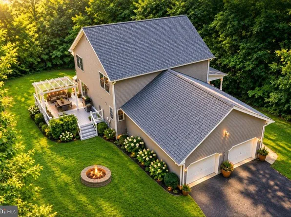 1401 Emmanuel Church Rd, Huntingtown, MD 20639