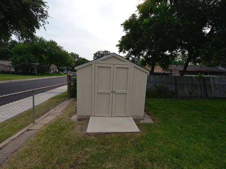 10918 Lands Run — Photo 25