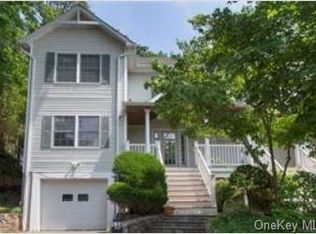 13 Cedar Pl #A, Rye, NY 10580
