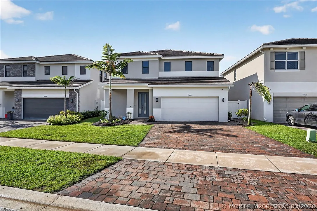 5 bed, 4.0 bath, 3175 sqft, $6,000 — Photo 1