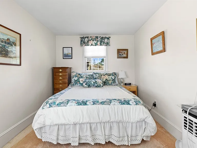 37 Marmion Way — Photo 21