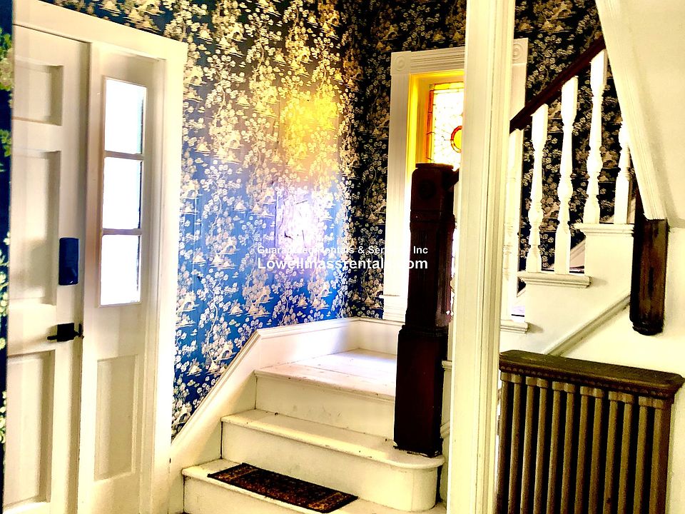 1st image of 66 Huntington St #1
